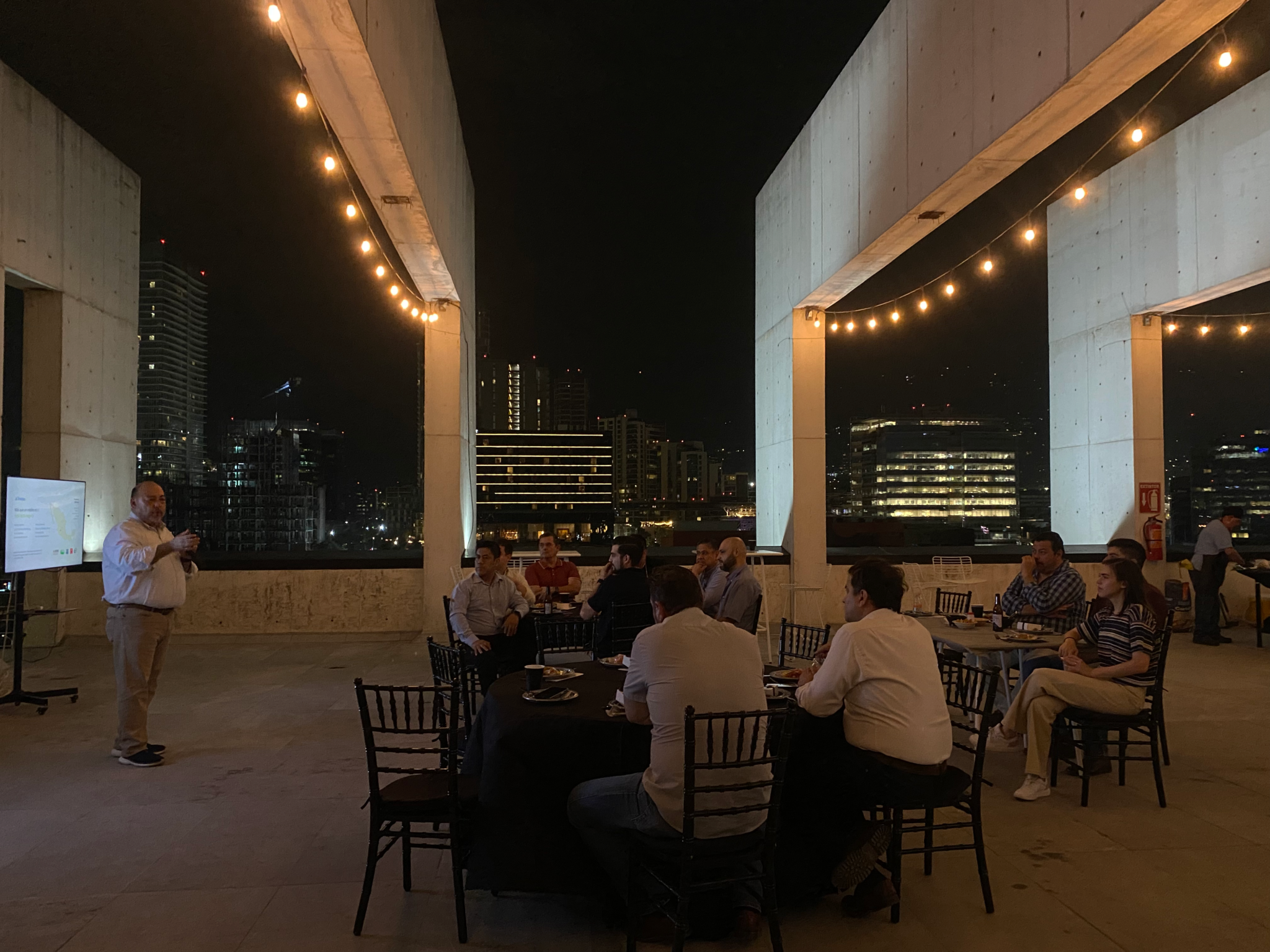 IMAGEN EVENTO BROKERS 3